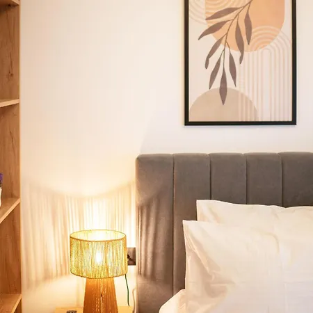 Apartman Ravsea Luxury In Odyssey Spa&pool-parking Mamaia