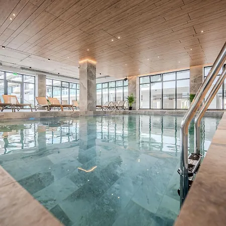 Ravsea Luxury In Odyssey Spa&pool-parking Apartman