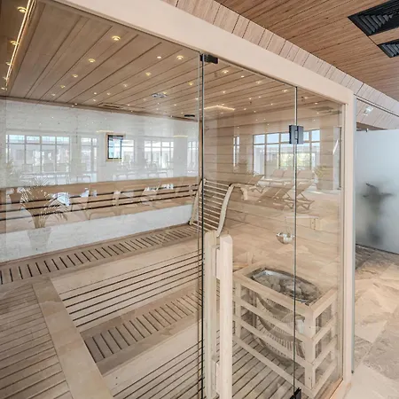 Ravsea Luxury In Odyssey Spa&pool-parking