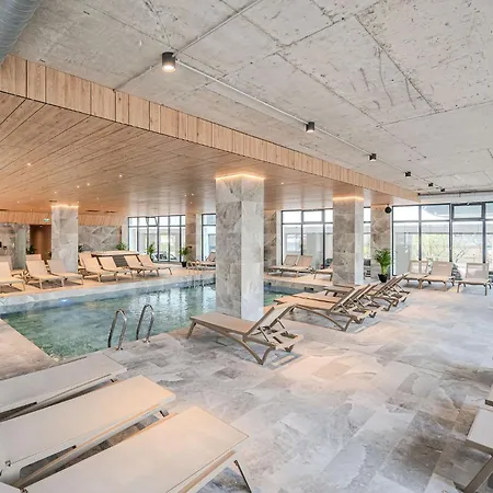 Ravsea Luxury In Odyssey Spa&pool-parking * Mamaia