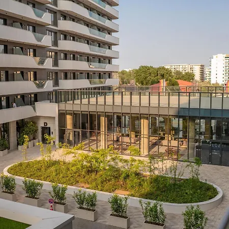 アパート Ravsea Luxury In Odyssey Spa&pool-parking