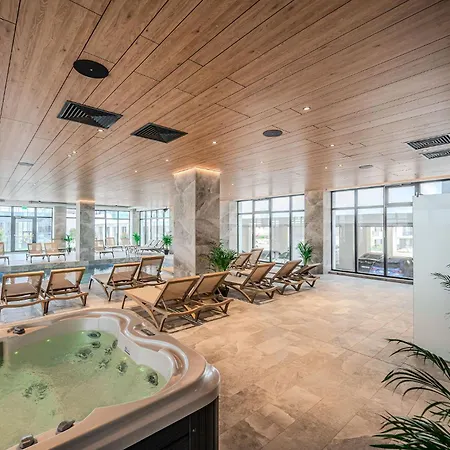 アパート Ravsea Luxury In Odyssey Spa&pool-parking